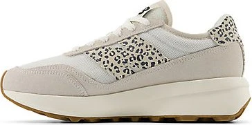New Balance 370 moonbeam