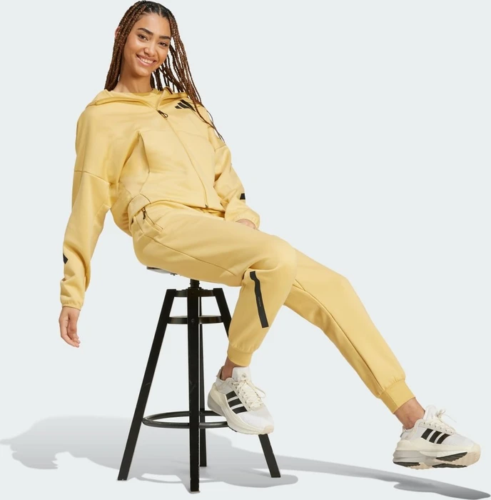 adidas Z.N.E. Zip Hoodie oat (Damen)