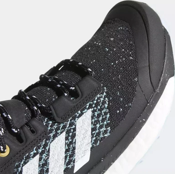 adidas Terrex Free Hiker Parley core black/cloud white/real gold (Damen)