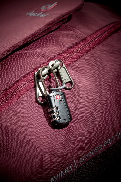 Deuter Aviant Access Pro 55 SL maron/aubergine (Damen)