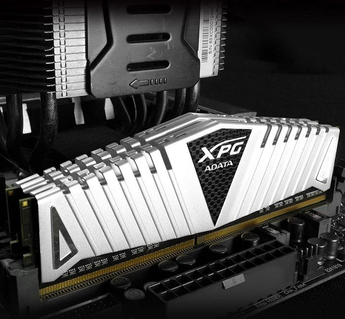 ADATA XPG Z1 weiß UDIMM 8GB, DDR4-2666, CL19-19-19