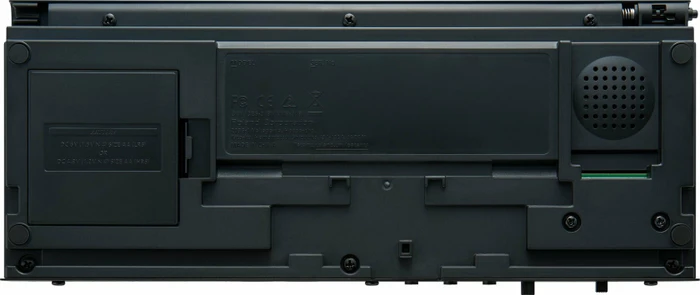 Roland JU-06A