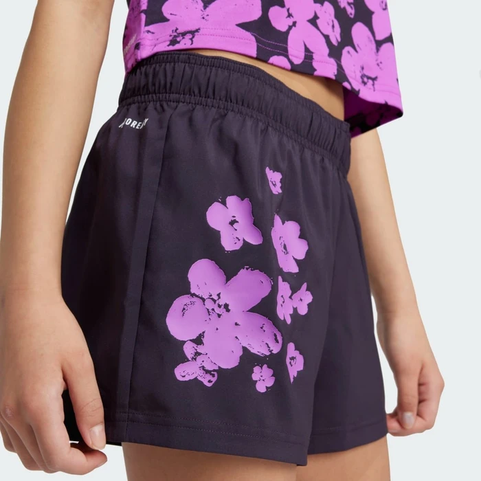adidas Train Essentials Seasonal Print Shorts aurora black/purple burst (Junior)