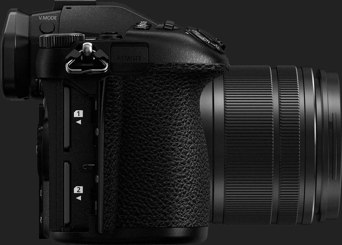 Panasonic Lumix DC-G9 mit Objektiv Lumix G Vario 12-60mm 3.5-5.6 ASPH Power OIS