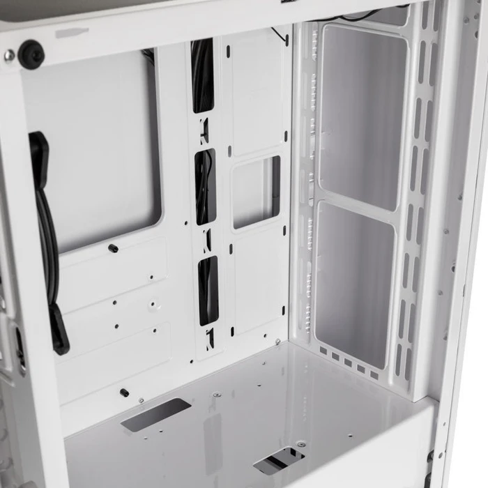 Zalman R2, weiß, Glasfenster