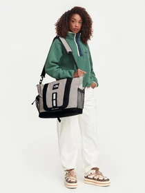 The North Face Hot Shot Tote Shopper stone slab/cumulus cloud beige