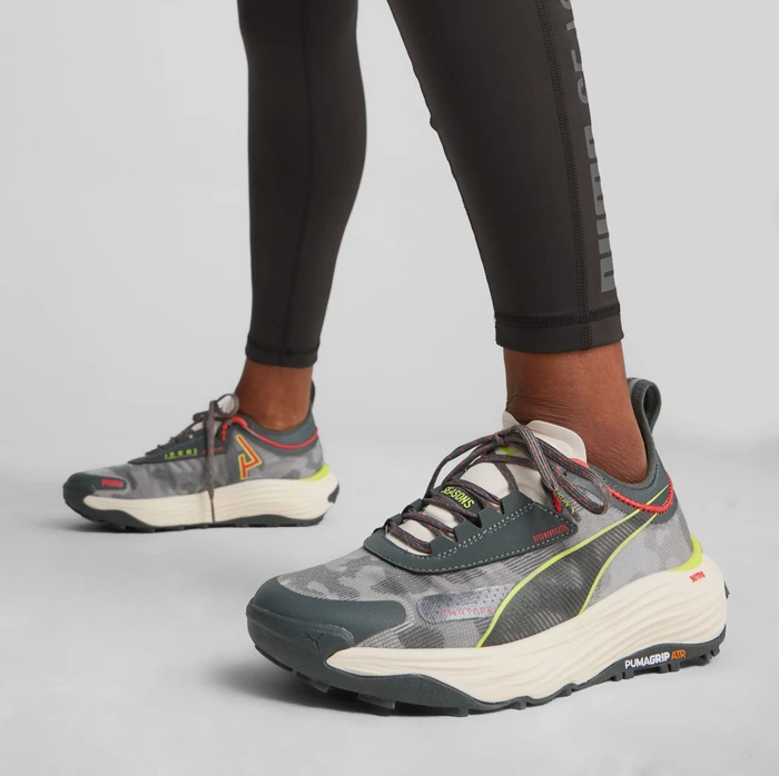 Puma Voyage Nitro 3 mineral gray/active red/lime pow (Damen)