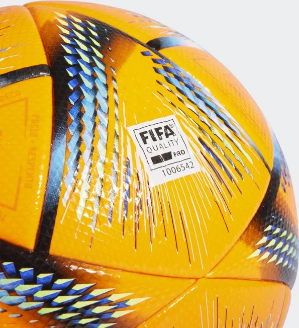 adidas Al Rihla FIFA WM 2022 Pro Winter Fußball
