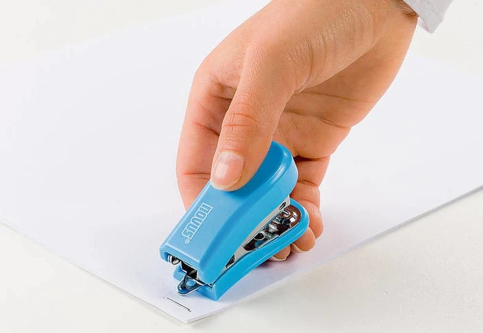 Novus Mini Hefter, blau