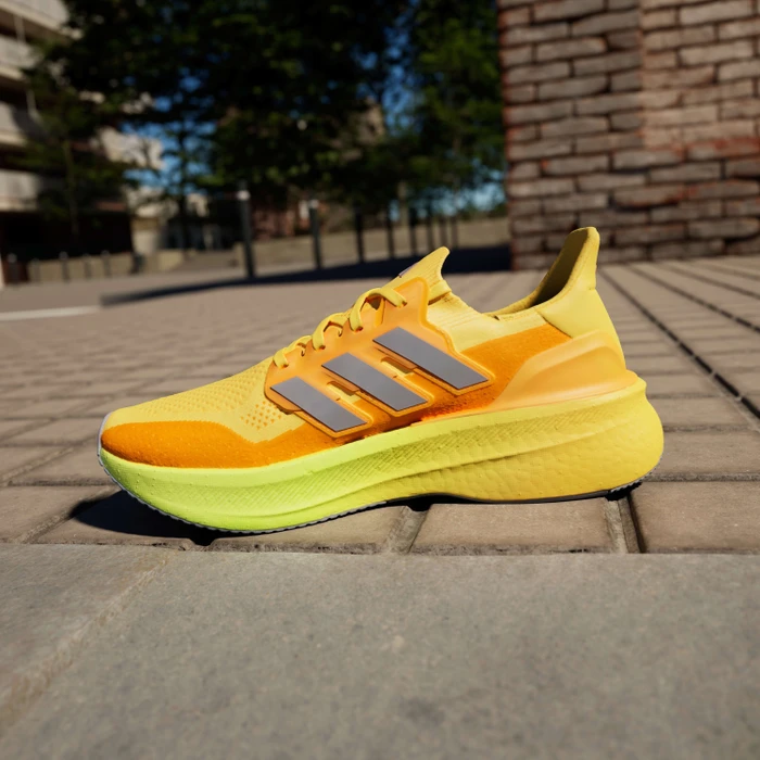 adidas Ultraboost 5 spark/halo silver/lucid lemon