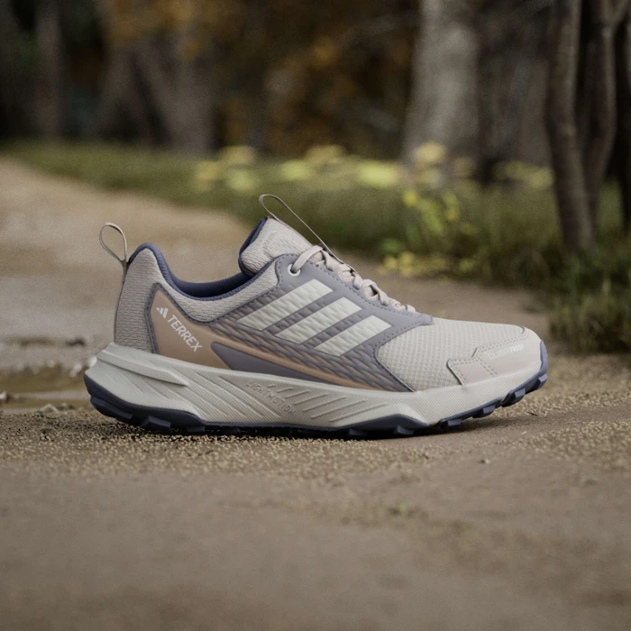 adidas Terrex Tracefinder 2 Climaproof wonder beige/beige/preloved violet (Damen)