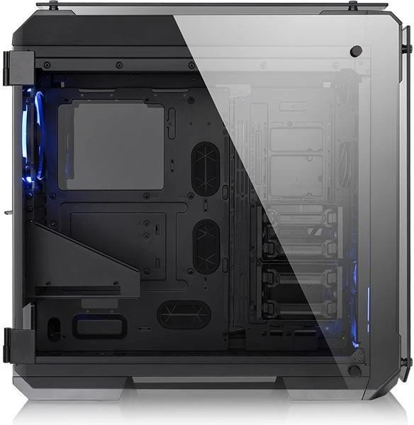 Thermaltake View 71 TG, Glasfenster