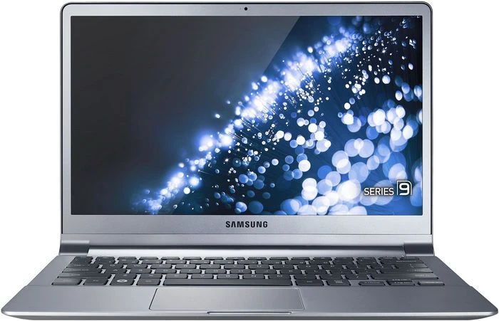 Samsung 900X3D, Core i5-2537M, 4GB RAM, 128GB SSD, DE
