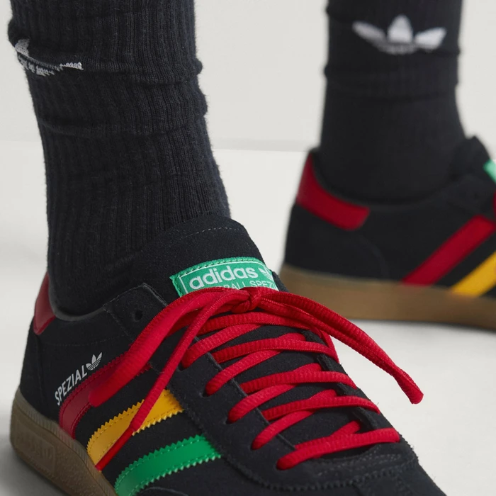 adidas Handball Spezial Jamaika core black/pure ruby/bold gold