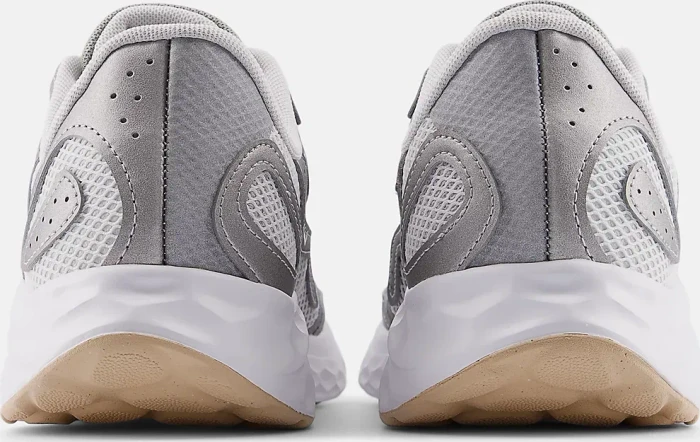 New Balance Fresh Foam Arishi v4 Tiralux raincloud/silver metallic/dark alpine green (Herren)