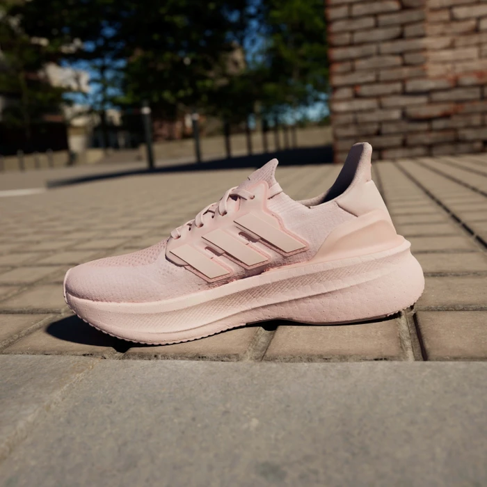 adidas Ultraboost 5 sandy pink/sandy pink met./zero metalic (Damen)