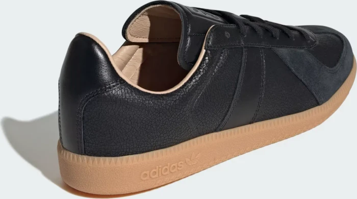 adidas BW Army core black/gum (Damen)