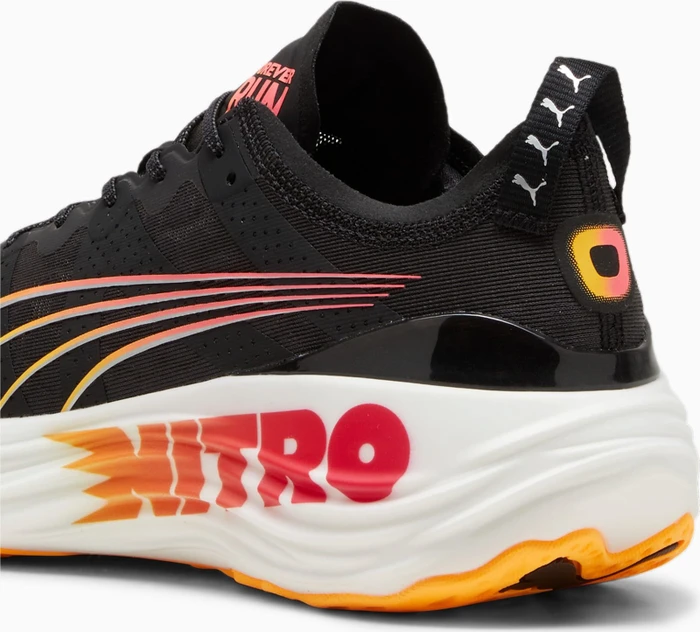 Puma ForeverRun NITRO puma black/sun stream/sunset glow (Herren)