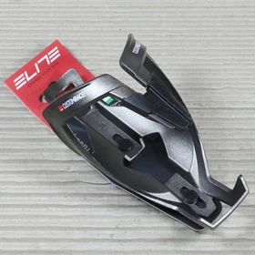 Elite Custom Race Plus Flaschenhalter titanium metal/black graphic
