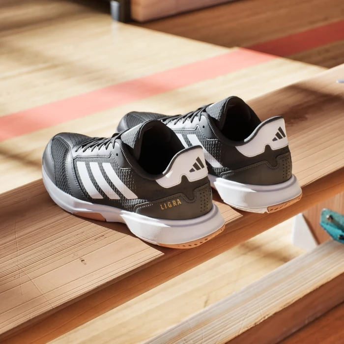 adidas Ligra 8 core black/cloud white (Junior)