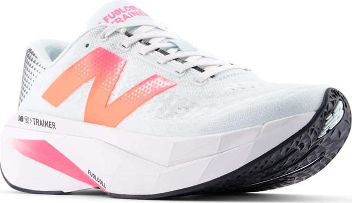 New Balance FuelCell SuperComp Trainer v3 pink heat/glint blue (Herren)
