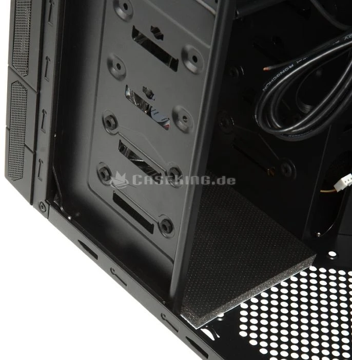 BitFenix Outlaw USB 3.0 schwarz, schallgedämmt