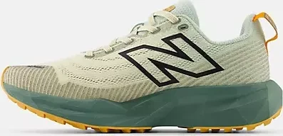 New Balance FuelCell Venym calium/dark juniper/clay ash (Damen)