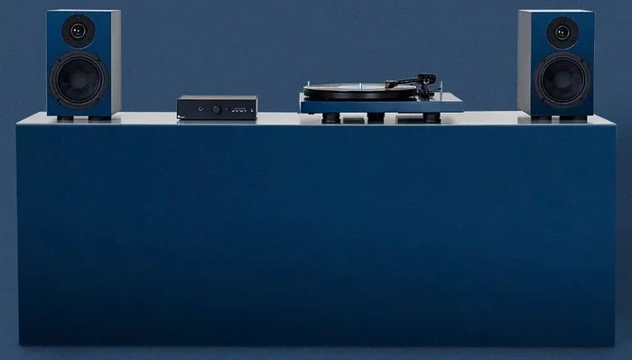 Pro-Ject Colourful Audio System