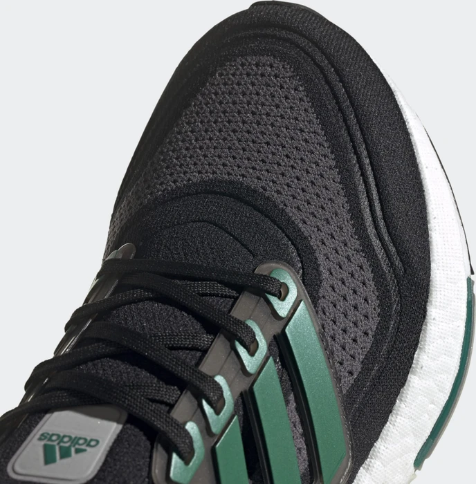 adidas Ultraboost 21 core black/sub green/grey five (Herren)
