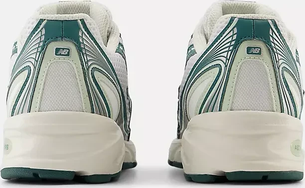 New Balance 740 white/marsh green/sea salt