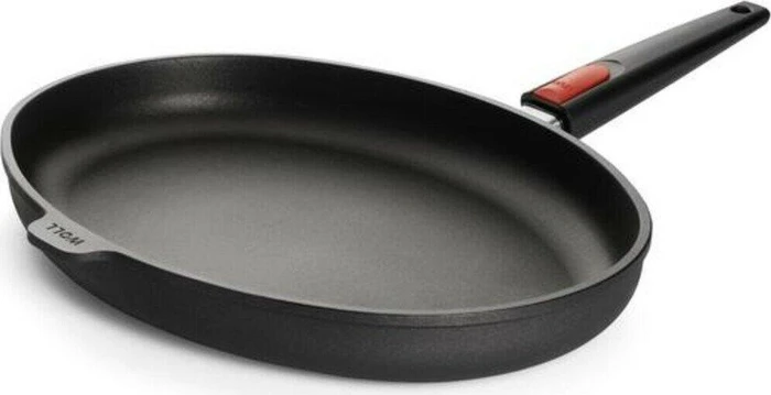 Woll nowo Titanium Induction Guss-Fischpfanne oval mit abnehmbarem Griff 38x28cm
