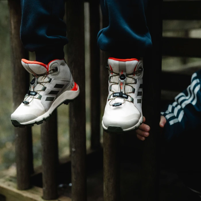 adidas Terrex Disney Mid Gore-Tex wonder beige/olive strata/impact orange (Junior)