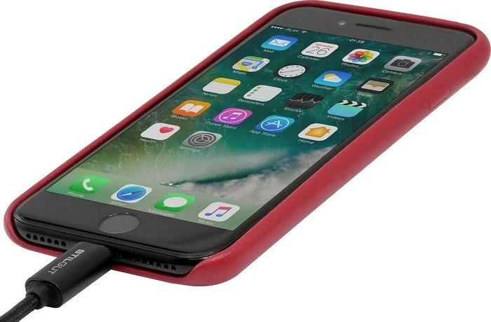 Stilgut Premium Cover für Apple iPhone 7 rot