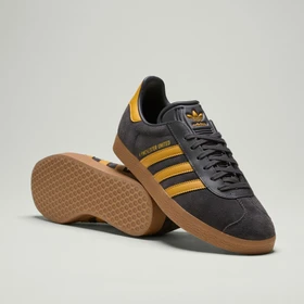 adidas Gazelle Manchester United utility black/preloved yellow/gum (Herren)