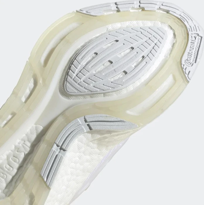 adidas Ultraboost 22 cloud white/crystal white (Damen)