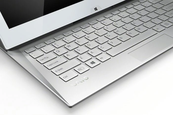 Sony Vaio Duo 13 SVD1322X2E, weiß, Core i5-4200U, 8GB RAM, 128GB SSD, UMTS, DE