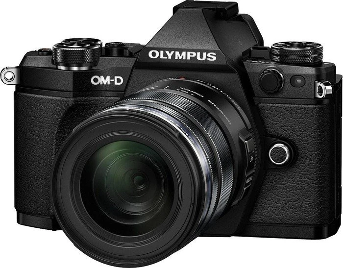Olympus OM-D E-M5 Mark II schwarz mit Objektiv M.Zuiko digital ED 12-100mm 4.0 IS PRO