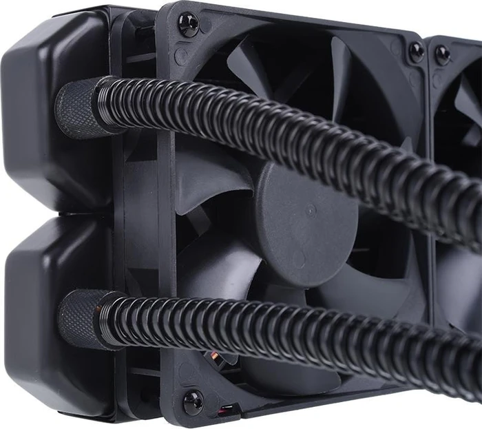 Alphacool Eiswolf 240 GPX Pro AMD RX Vega M01