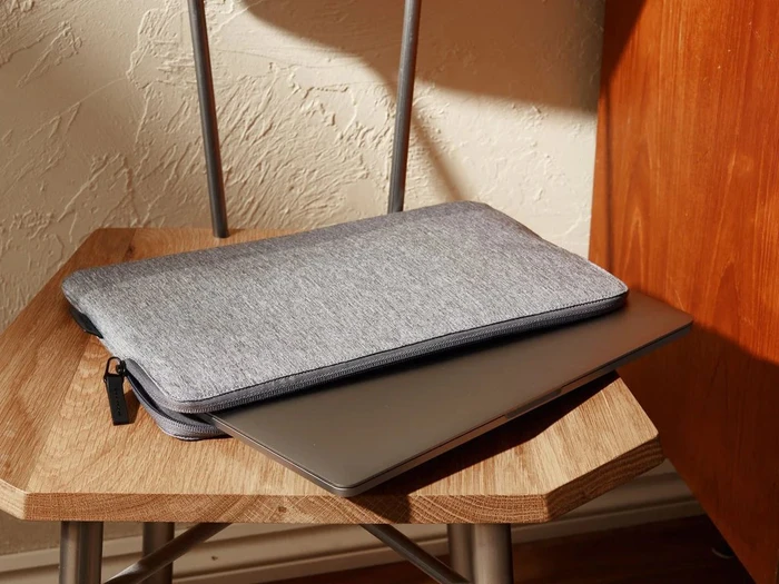 Targus CityLite 13" MacBook Pro [2017] Schutzhülle grau