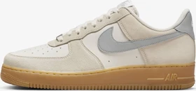 Nike Air Force 1 07 LV8 phantom/gum yellow/summit white/light smoke grey (Herren)