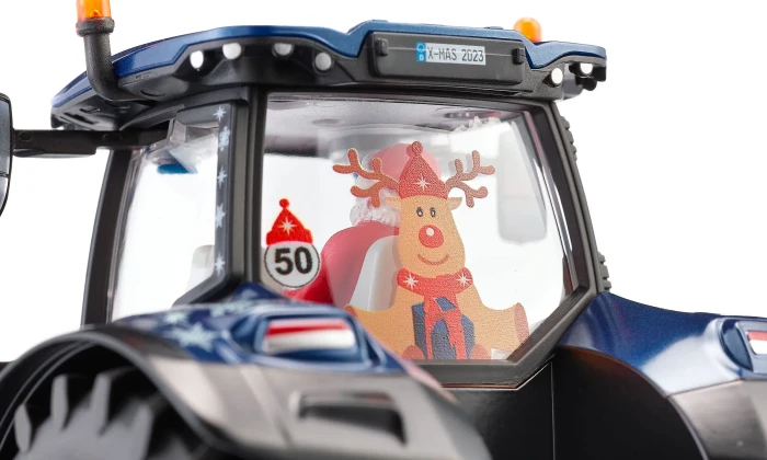 SIKU New Holland Weihnachtstraktor