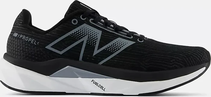 New Balance FuelCell Propel v5 black/white/steel (Herren)