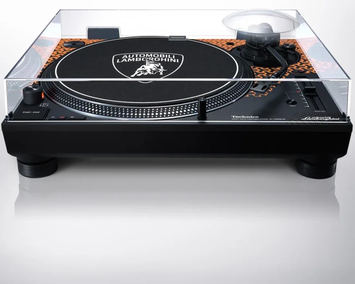 Technics SL-1200M7B Special Edition Lamborghini orange