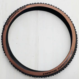 Schwalbe Hans Dampf 29x2.6" Super Trail Addix Soft Reifen bronze skin