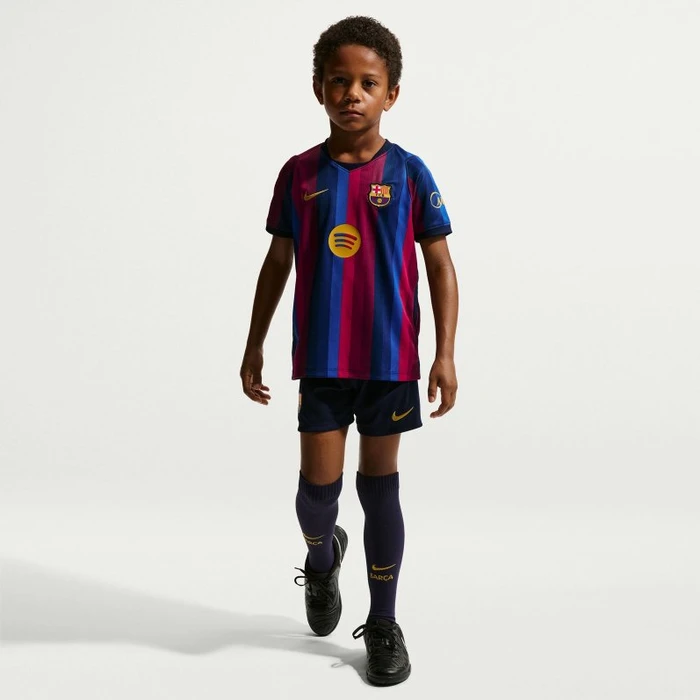 Nike FC Barcelona Stadium 2026/2027 Heimausrüstung kurzarm deep garnet/blue void/blackenend blue/mineral yellow (Junior)