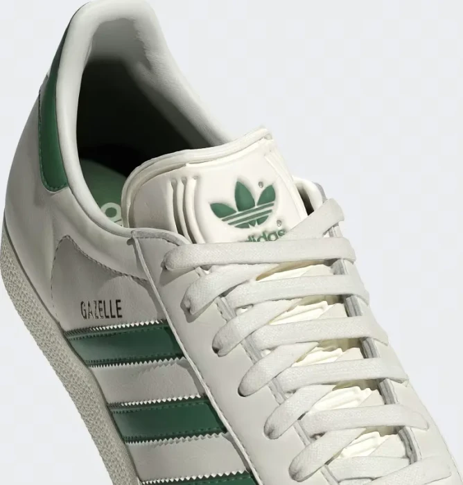 adidas Gazelle off white/preloved green/collegiate green (Herren)