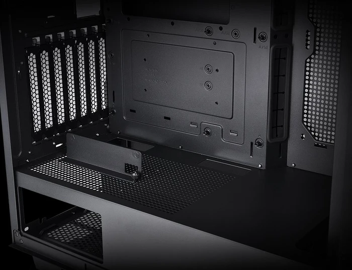Thermaltake V350 TG ARGB Air, schwarz, Glasfenster