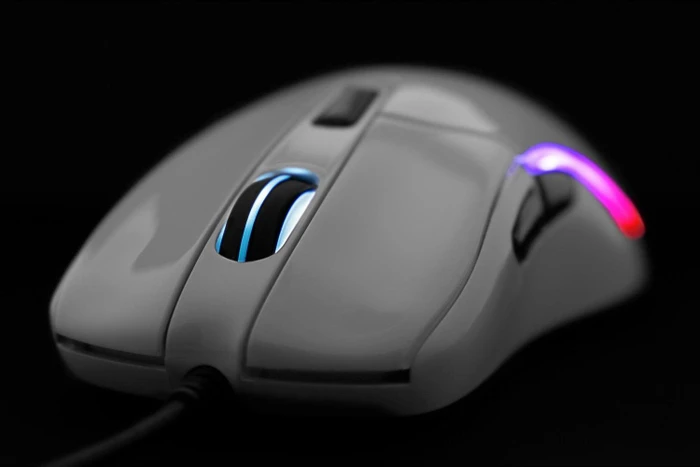 Deltaco RGB Gaming Mouse, weiß glänzend, USB