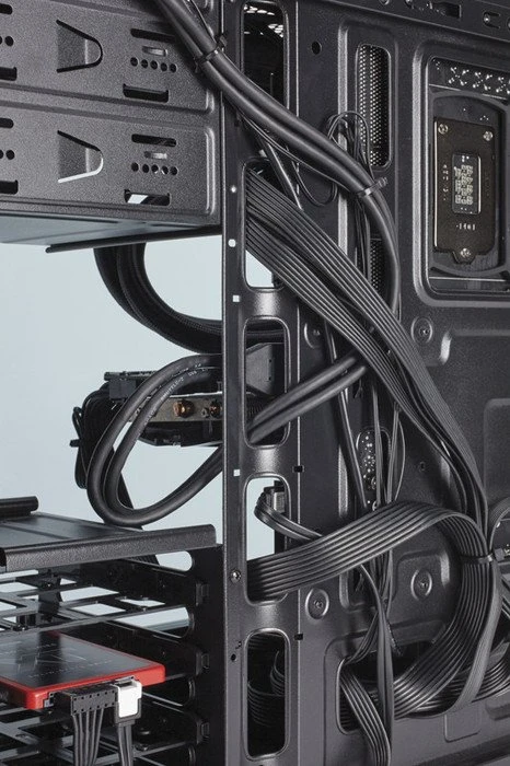 Corsair Carbide Series 100R, Acrylfenster