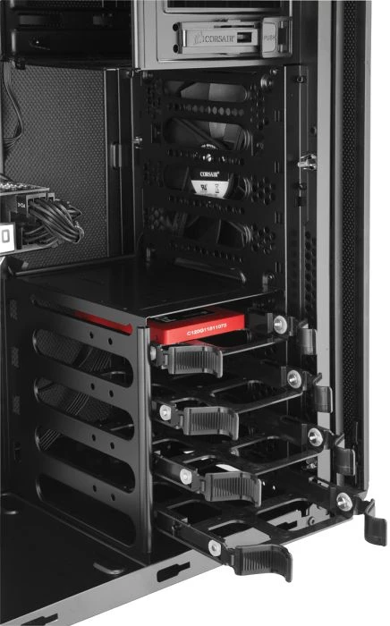 Corsair Carbide Series 330R schwarz, schallgedämmt